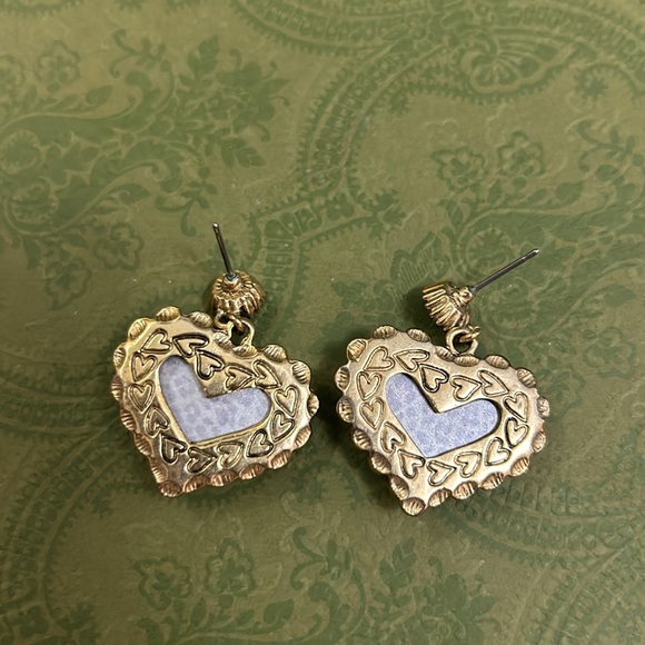 BETSEY JOHNSON Pink Leopard Heart Drop Earrings - Picture 3 of 3